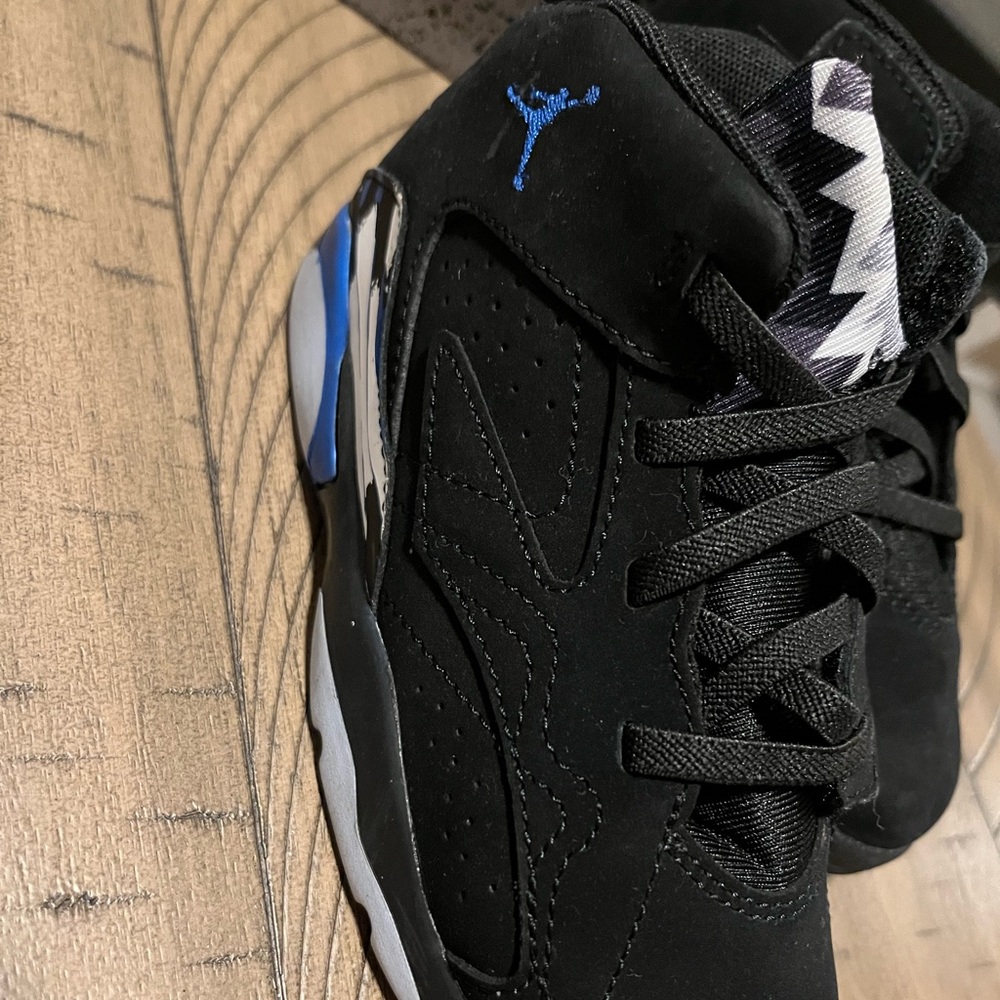 Toddler shoes jordan